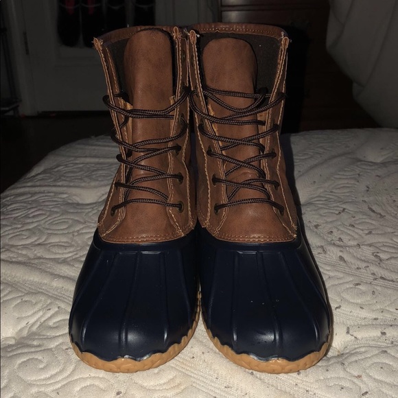 weatherproof vintage duck boots